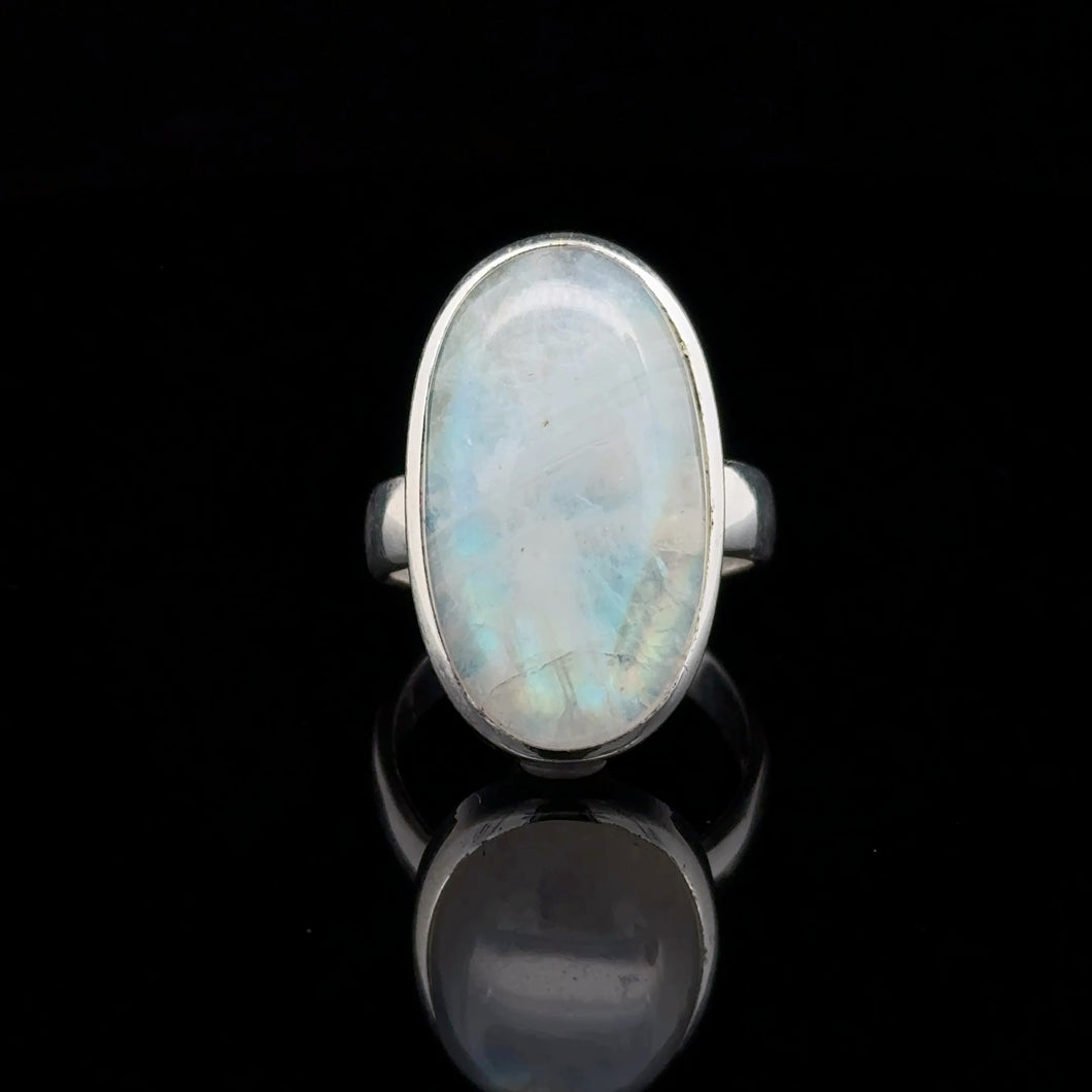 Кольцо Одуляр ( лунный камень) размер ; серебро 925