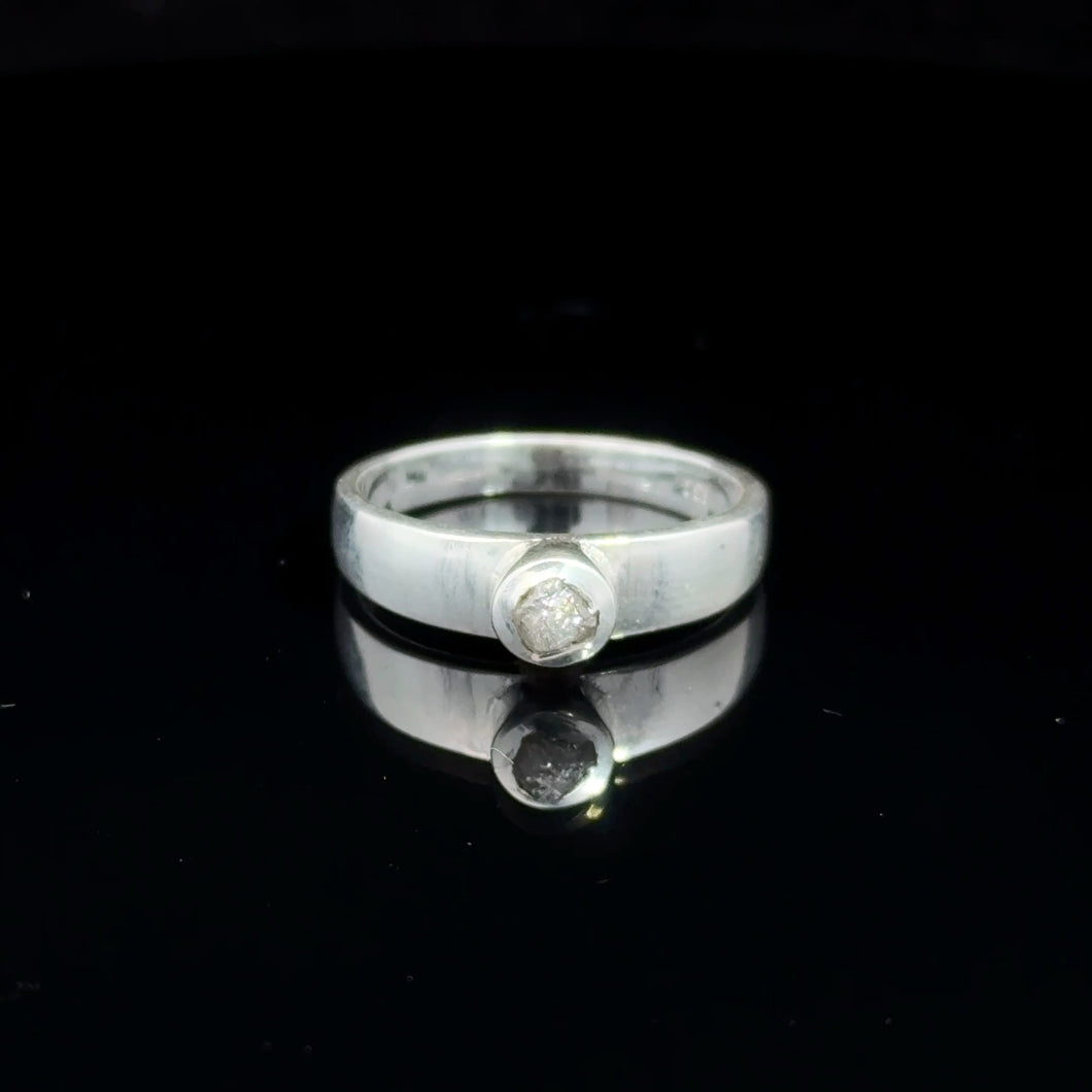 Кольцо алмаз дикий размер ; серебро 925