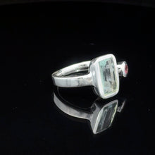 Загрузить изображение в средство просмотра галереи, Кольцо аквамарин, турмалин  17,5 размер ; 7 гр  камень 12 мм на 10 мм серебро 925
