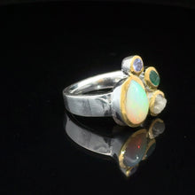 Загрузить изображение в средство просмотра галереи, Кольцо Опал благородный эфиопия, изумрад, алмаз, танзанит 18 размер; серебро 925
