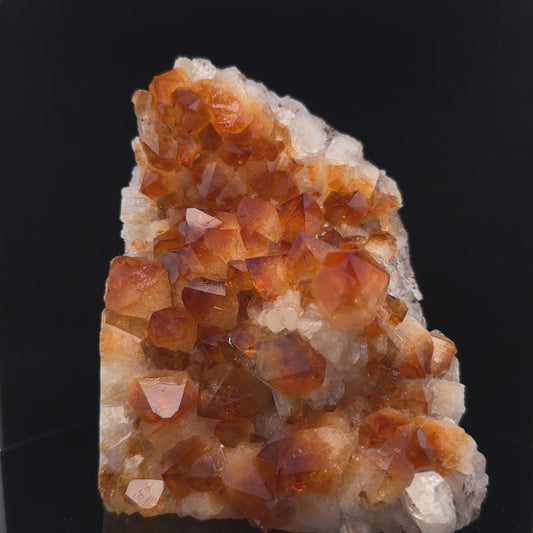 Citrine Druze 1040 g 9 × 11 × 10 cm