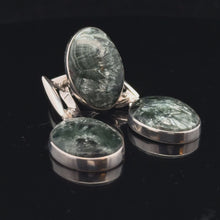 Lejupielādējiet un atskaņojiet videoklipus galerijas skatītājā Комплект Серафинит  серьги 4 см , кольцо 17 размер, серебро 925
