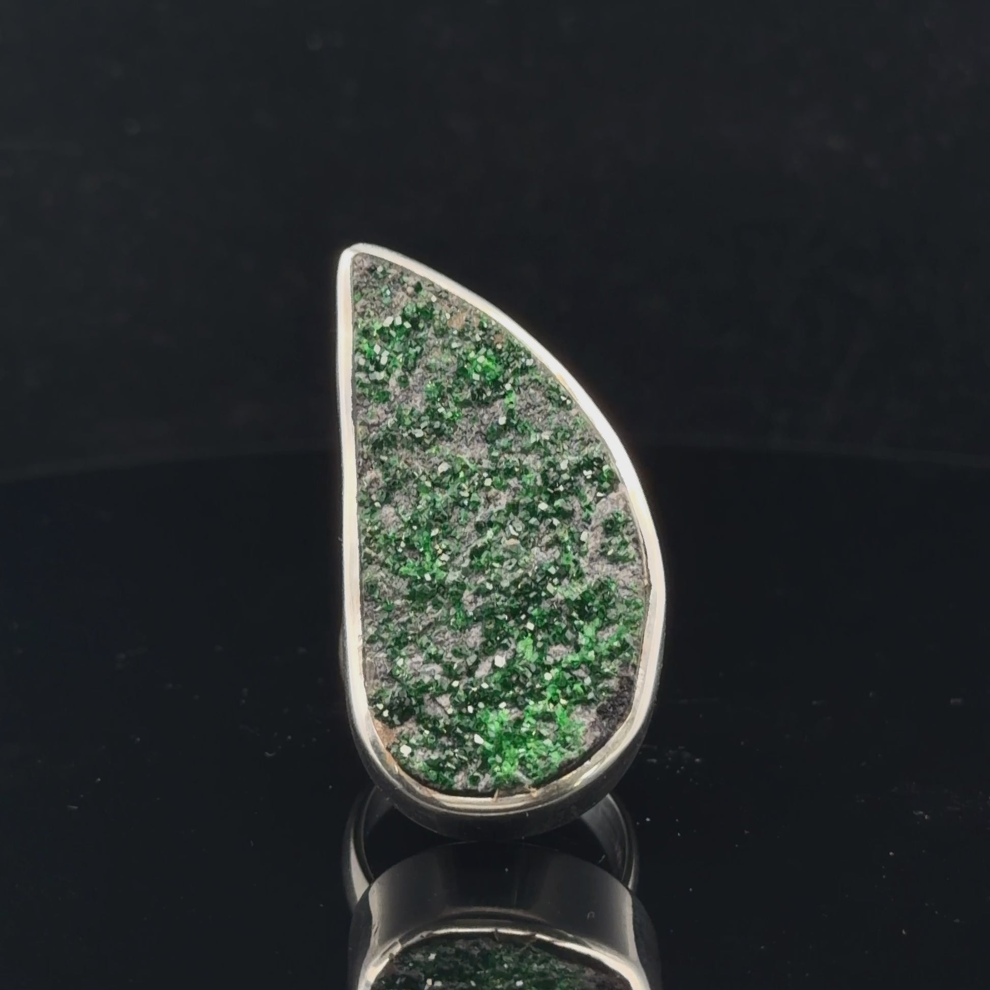 Uvarovite Garnet Ring, Size 18, Sterling Silver 925, 25 g