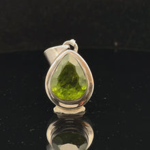 Load and play video in Gallery viewer, Chrysolite (Peridot) Pendant 3 cm 12.7 g Silver 925
