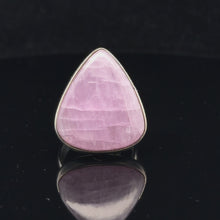 Load and play video in Gallery viewer, Pink Kunzite Silver Ring 925 Size 19

