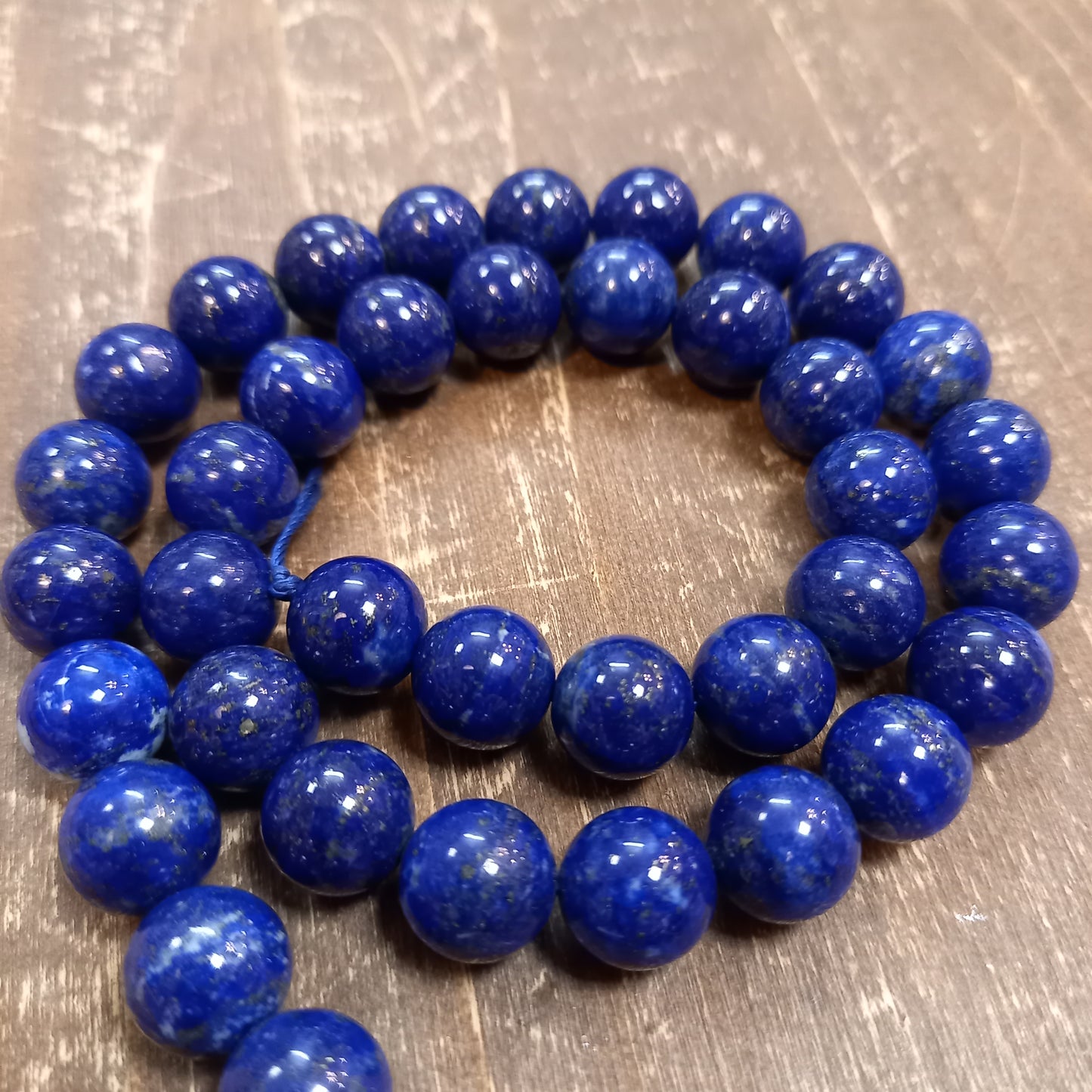 Lazurīta krelles 10mm, 38gab