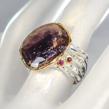 Load image into Gallery viewer, Серебряное кольцо с натуральным черным сапфиром, 5+ карат, размер камня 20×18, вес 10.7 г, размер 17.5, 925 пробы
