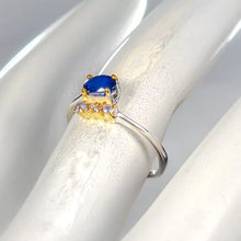Загрузить изображение в средство просмотра галереи, Серебряное кольцо с натуральным синим сапфиром, размер камня 6×4, вес 1.6 г, размер 17.5, 925 пробы
