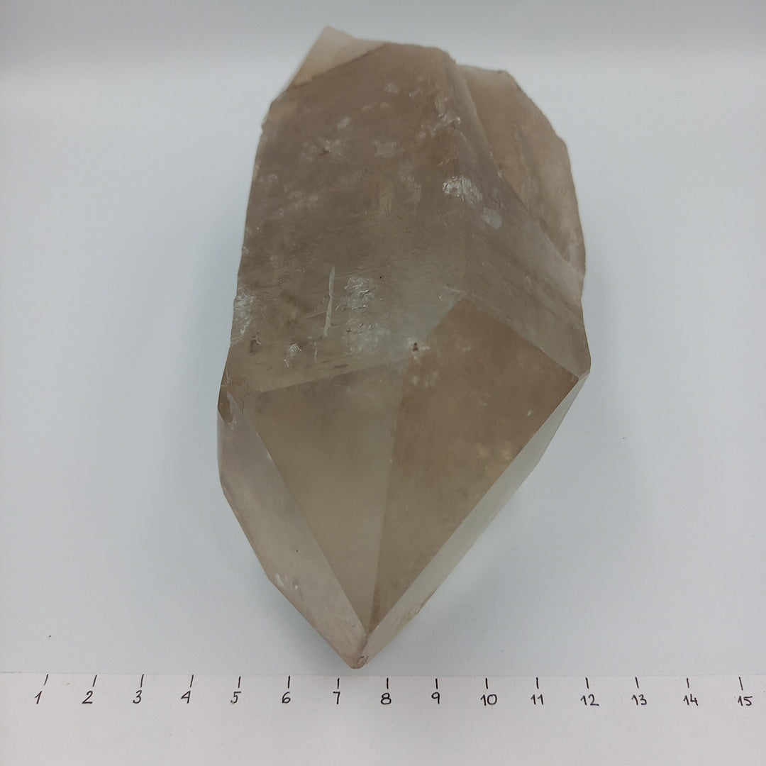 Кварц, 1350г, 17×10×8см, м30