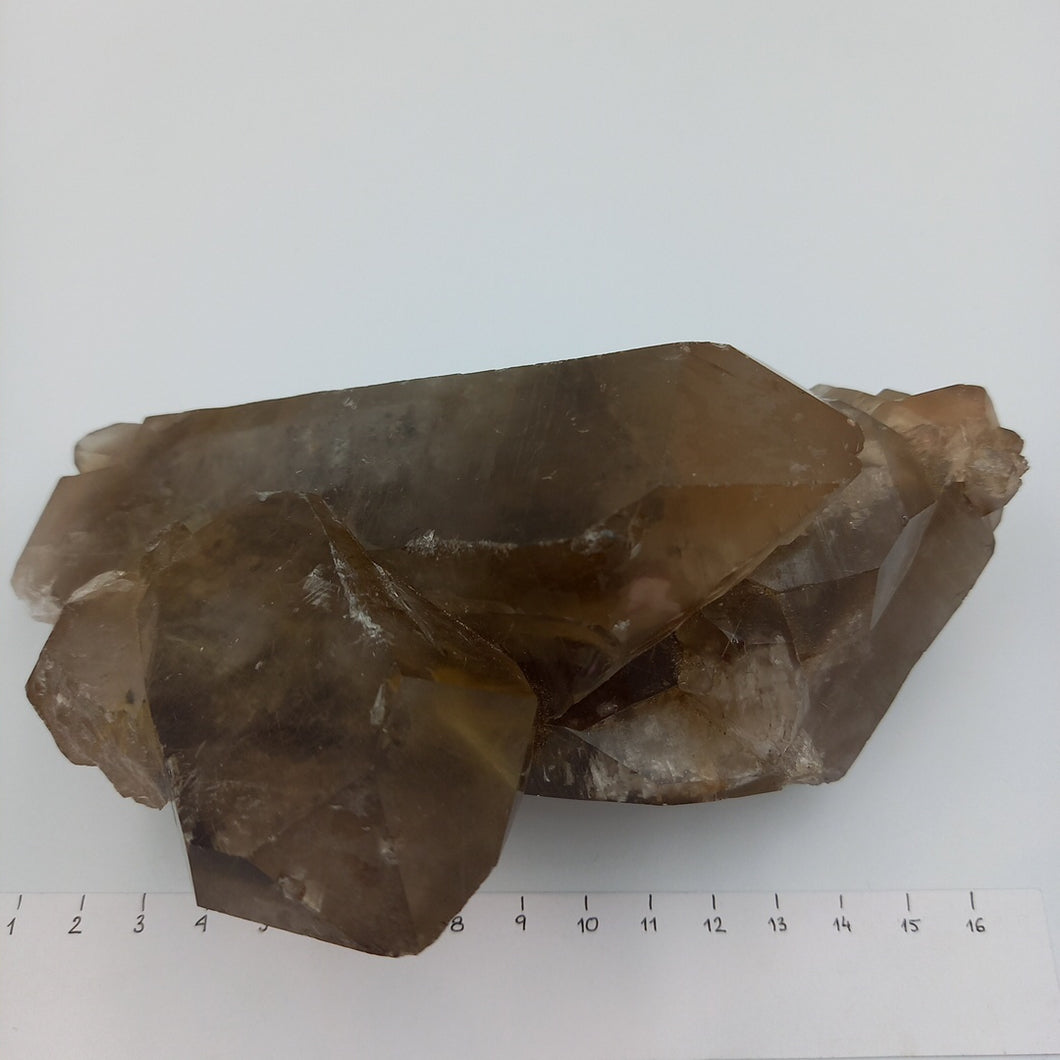 Quartz, 923g, 17×9×8cm, m31 