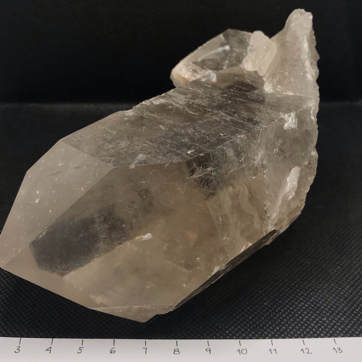 Smoky Quartz Crystal 1135 g 17 × 9 × 7 cm