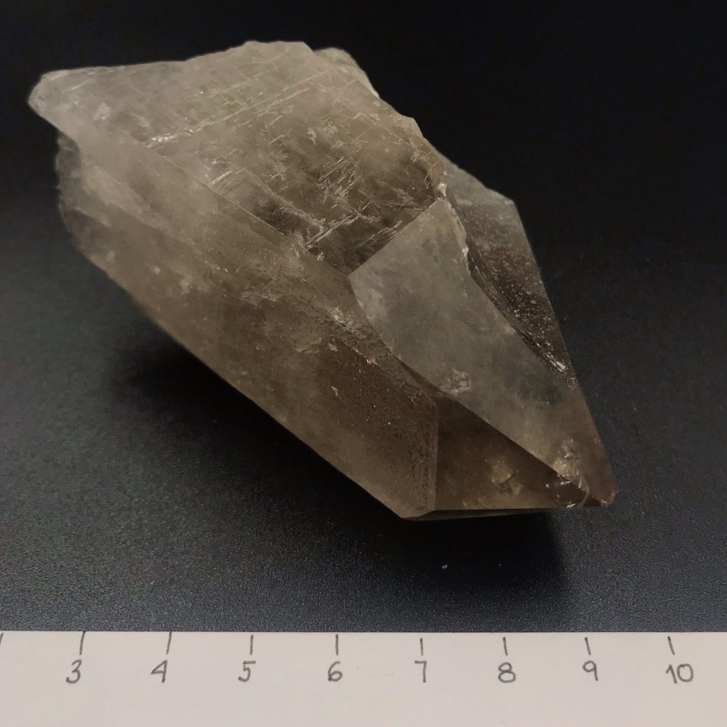 Smoky Quartz 200 g 9 × 6 × 5 cm